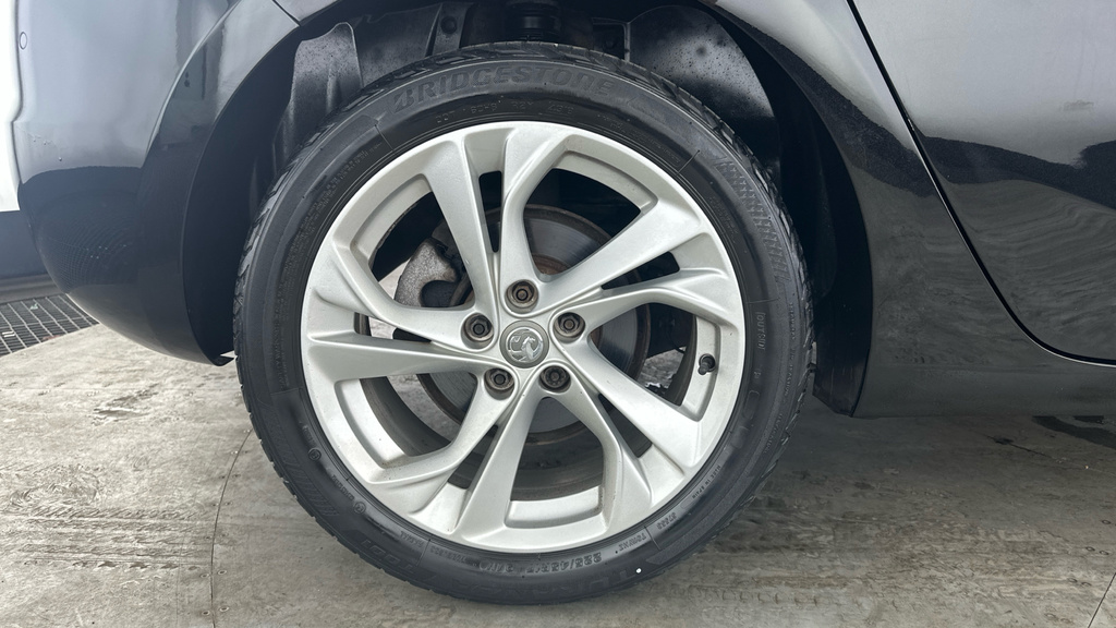 Vauxhall Astra 1.6I Turbo Sri Nav Euro 6 Ss Silver #28