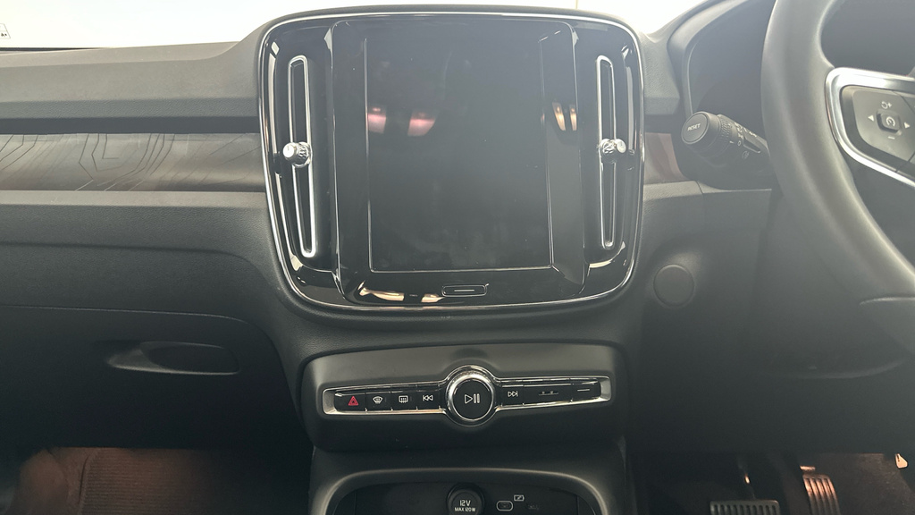 Volvo C40 Single Motor Ultimate Towbar, Sunroof, Harmankar  #21