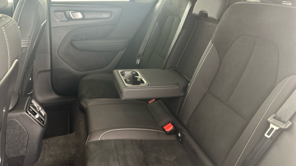 Volvo C40 Single Motor Ultimate Towbar, Sunroof, Harmankar  #24