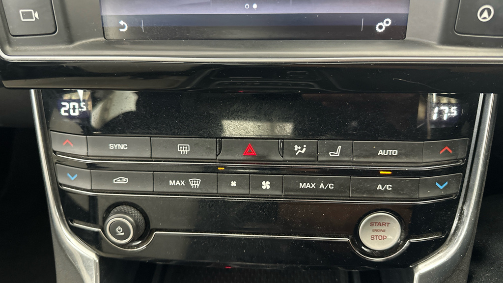 Jaguar XE 2.0 R-sport Ingenium 198 Bhp Black #15