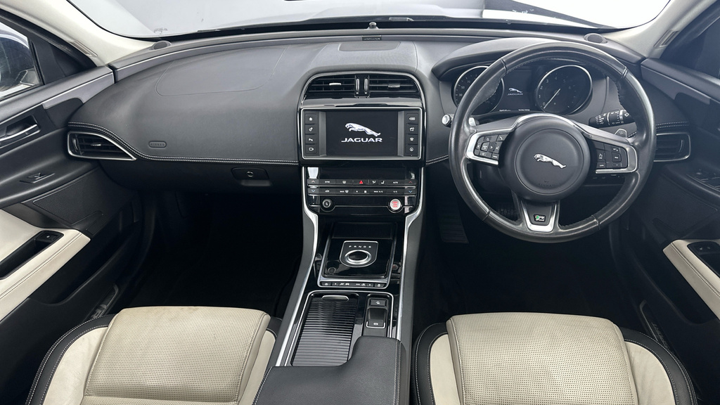 Jaguar XE 2.0 R-sport Ingenium 198 Bhp Black #16
