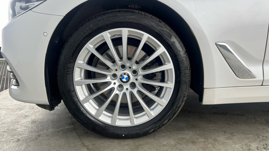 BMW 5 Series 2.0 530E M Sport 249 Bhp Black #30