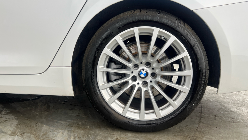 BMW 5 Series 2.0 530E M Sport 249 Bhp Black #31