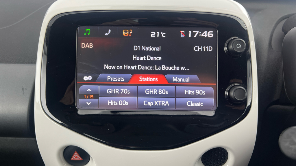 Toyota Aygo X X-cite M Bi-tone Purple #15