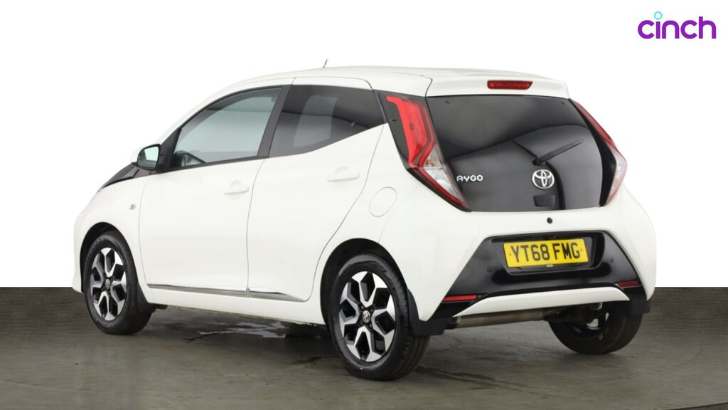 Toyota Aygo X X-cite M Bi-tone Purple #5