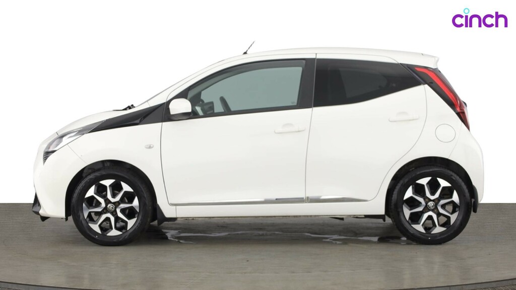 Toyota Aygo X X-cite M Bi-tone Purple #6