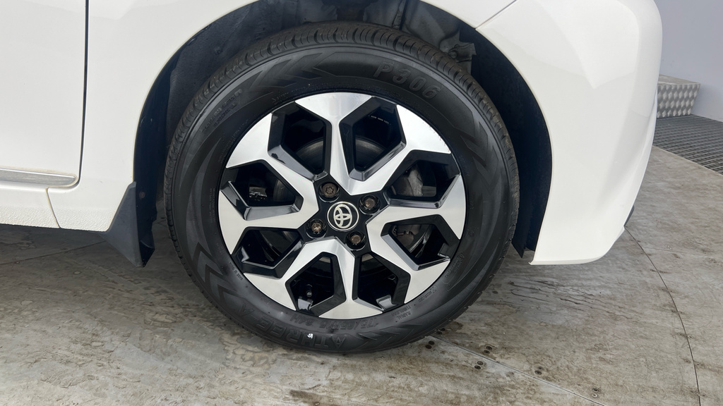 Toyota Aygo X X-cite M Bi-tone Purple #27