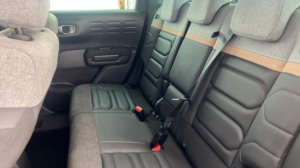 Citroen C3 Aircross Puretech Shine Plus Ss Red #25