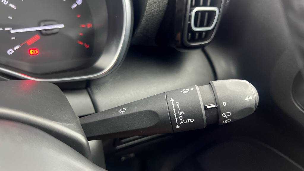 Citroen C3 Aircross Puretech Shine Plus Ss Red #17