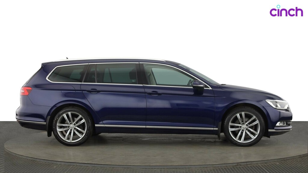 Volkswagen Passat 1.6L Gt Tdi Bluemotion Technology Dsg Estate D White #2