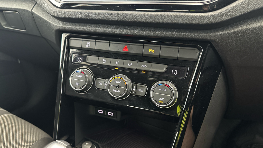 Volkswagen T-Roc 1.5 Tsi Evo R-line Grey #13
