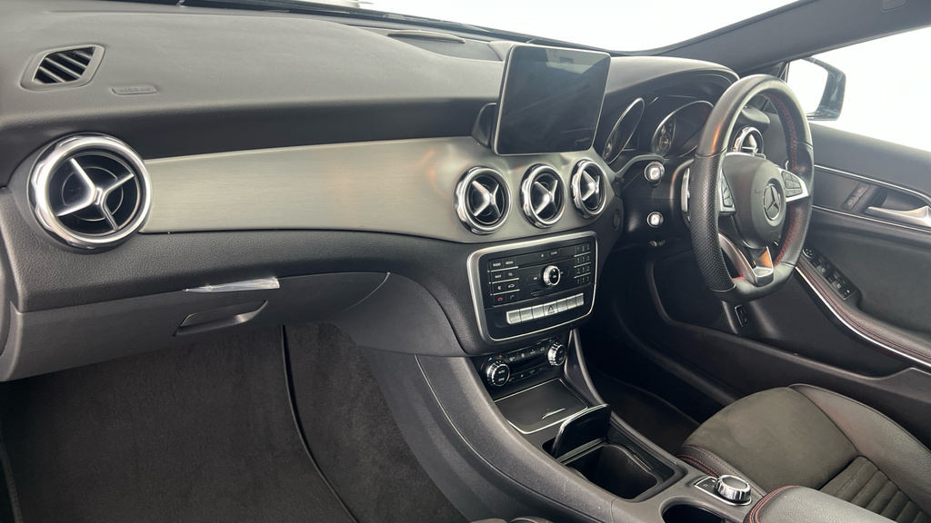 Mercedes-Benz GLA Class 1.6L Gla 180 Urban Edition 121 Bhp Grey #12