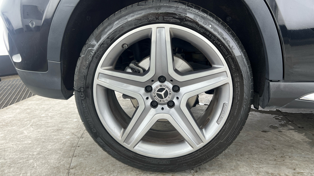 Mercedes-Benz GLA Class 1.6L Gla 180 Urban Edition 121 Bhp Grey #26