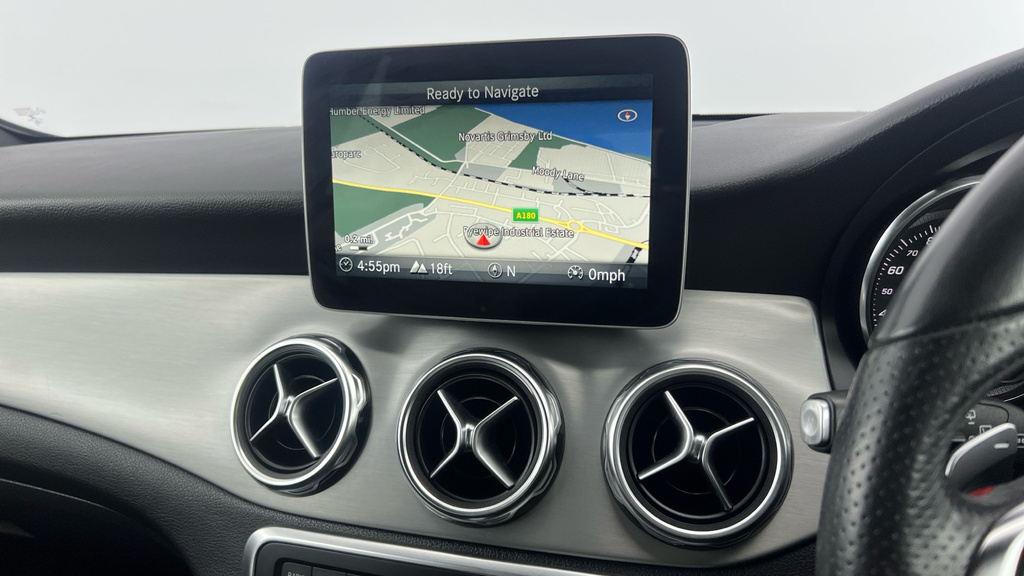 Mercedes-Benz GLA Class 1.6L Gla 180 Urban Edition 121 Bhp Grey #16