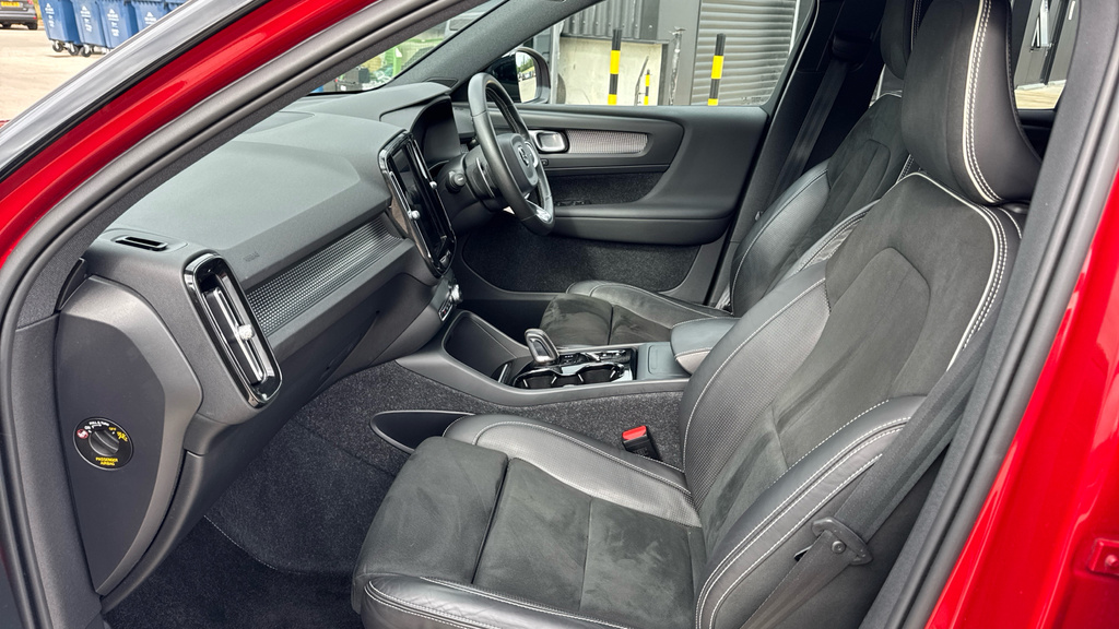Volvo XC40 1.5 T3 Momentum  #42
