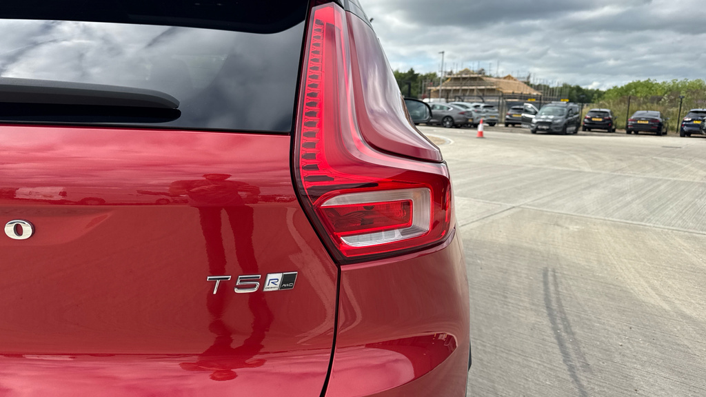 Volvo XC40 1.5 T3 Momentum  #44