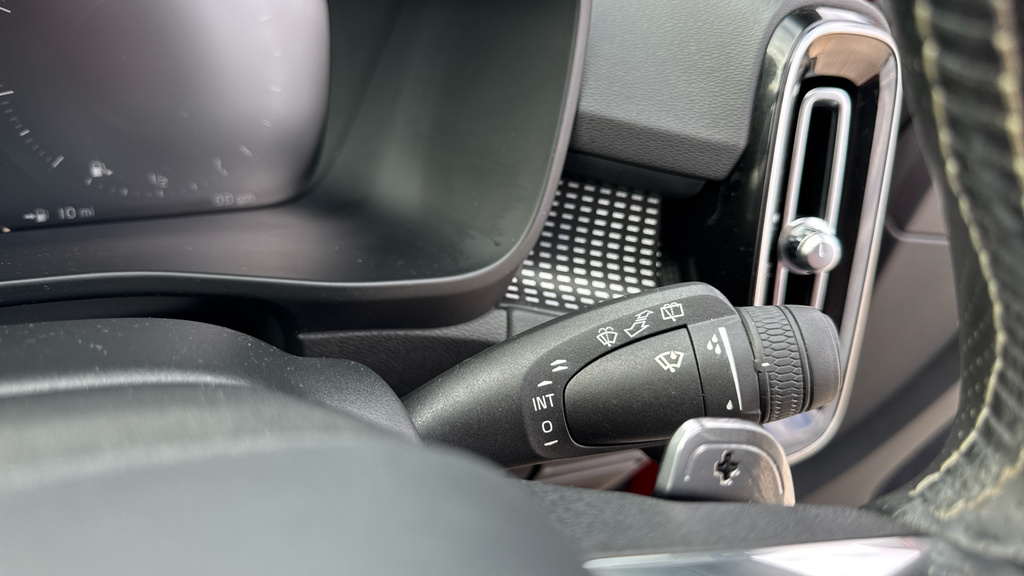 Volvo XC40 1.5 T3 Momentum  #29