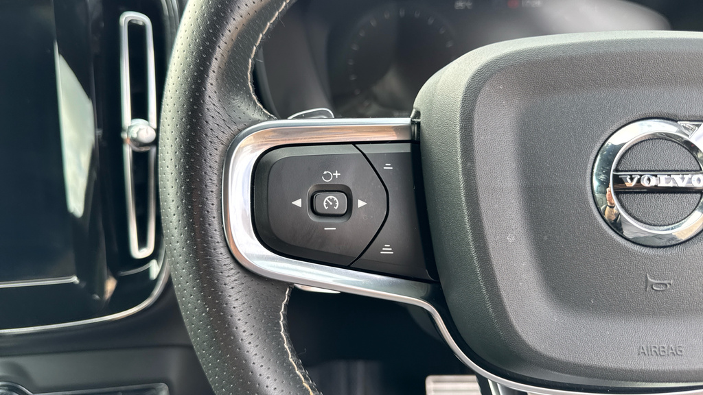 Volvo XC40 1.5 T3 Momentum  #30