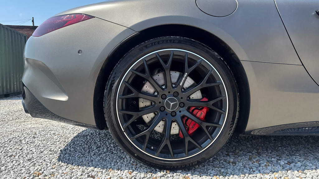Mercedes-Benz SL Class Mercedes-amg Sl 63 4Matic Performance Grey #22