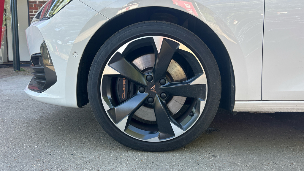 Cupra Leon 1.5 Etsi Evo V1 Estate Hybrid Dsg Euro Grey #29