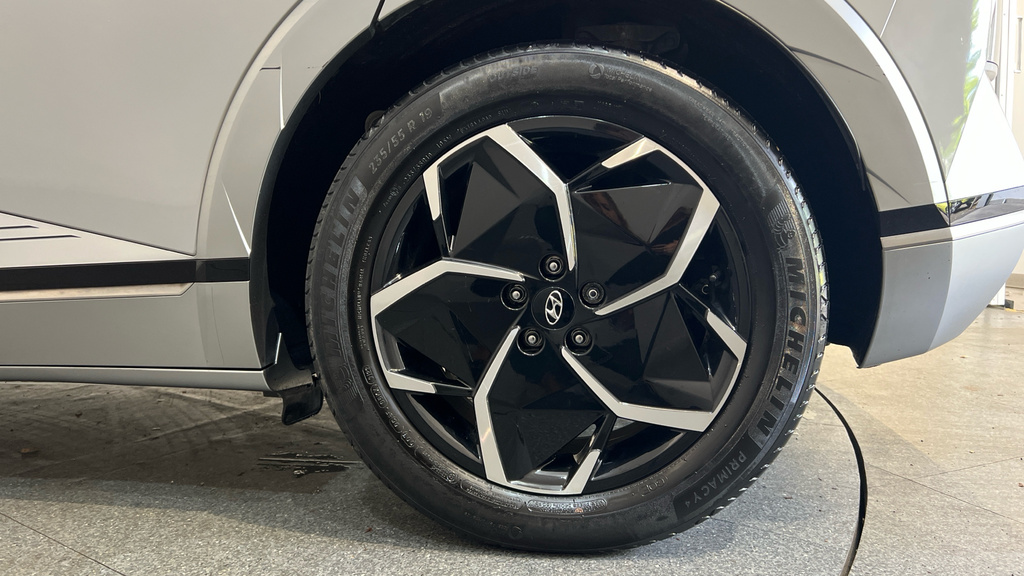 Hyundai Ioniq 5 Se Connect Grey #30