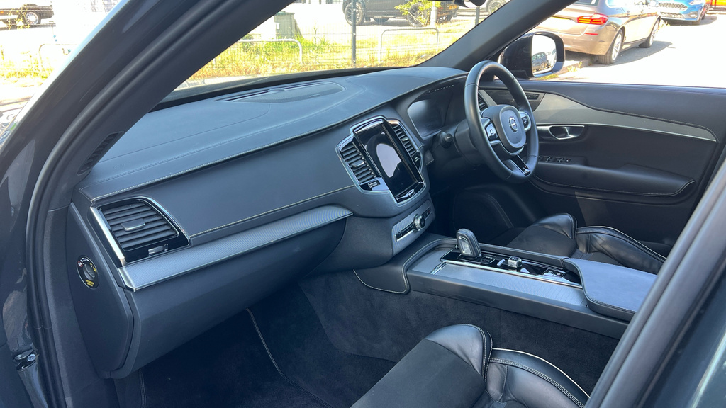 Volvo XC90 2.0 B5p 250 Inscription Pro Awd Gtron Black #10