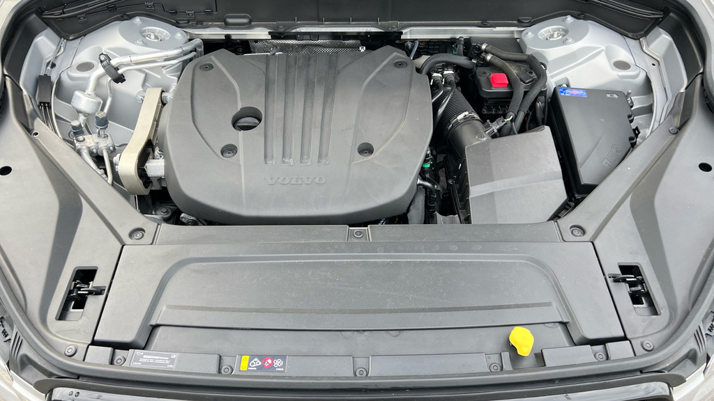 Volvo XC90 2.0 B5p 250 Plus Dark Awd Geartronic  #31