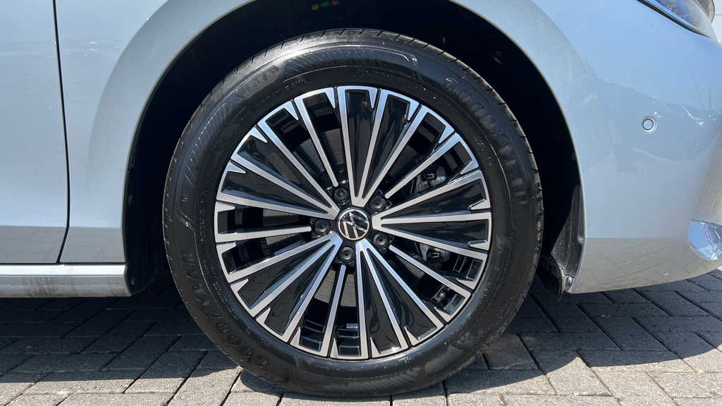 Volkswagen Passat 1.5 Tsi Ehybrid Life Dsg Red #31