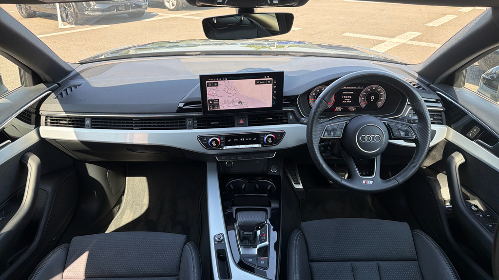 Audi A4 Avant Avant Black Edition 35 Tfsi 150 Ps S Tronic Grey #11