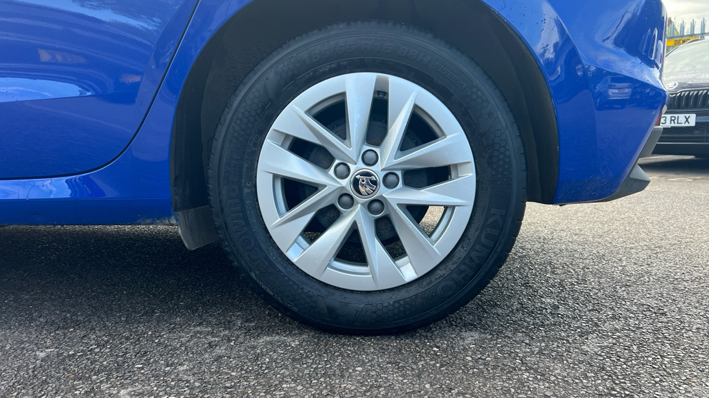 Skoda Fabia 1.0 Tsi 110 Monte Carlo Red #18