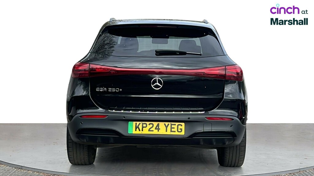 Mercedes-Benz EQA 250 70.5Kwh Sport Night Edition Black #4