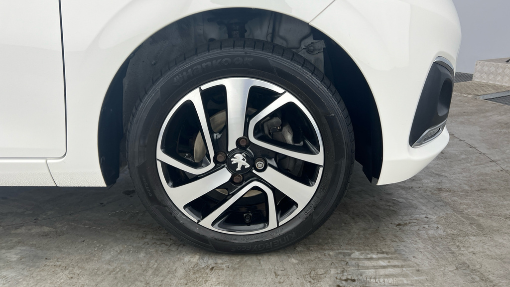 Peugeot 108 1.0 Collection 72 Black #30