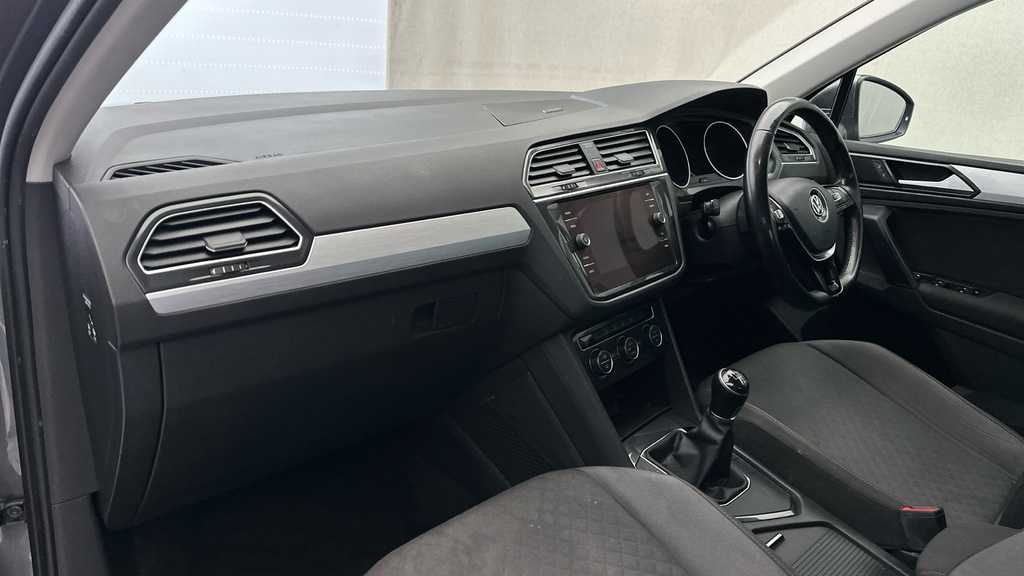 Volkswagen Tiguan Suv Blue #13