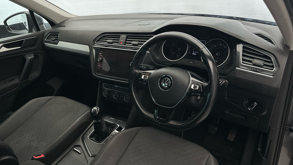 Volkswagen Tiguan Suv Blue #11