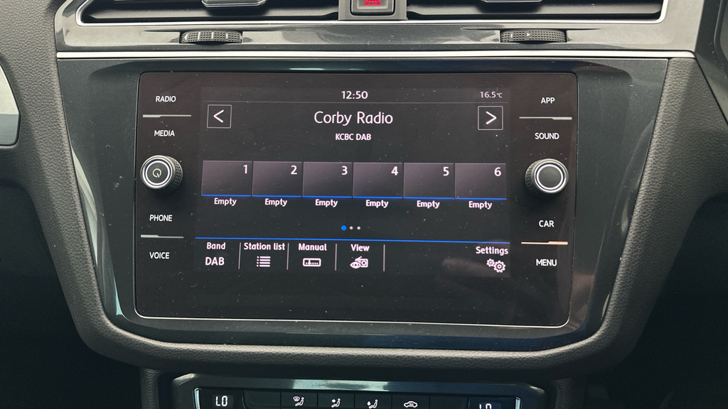 Volkswagen Tiguan Suv Blue #15