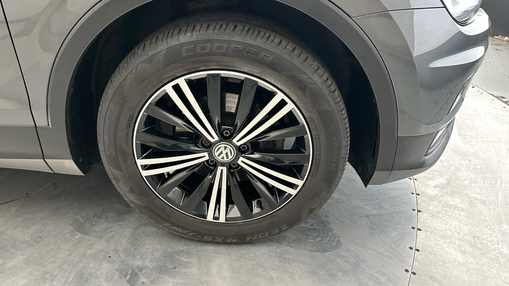 Volkswagen Tiguan Suv Blue #26