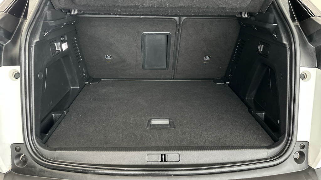 Peugeot 3008 1.6 Bluehdi 120 Active Blue #23