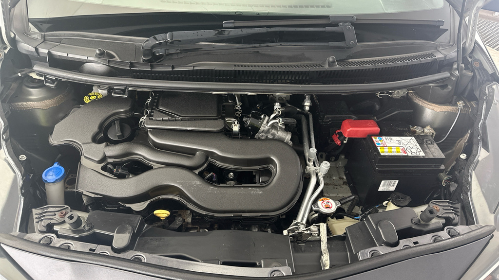 Toyota Aygo X 1L X-play Red #23