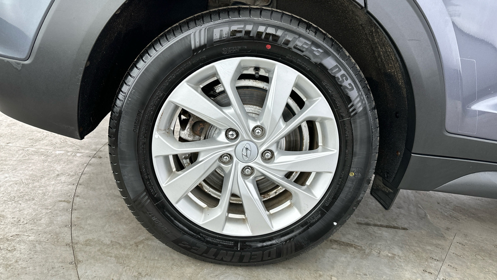 Hyundai Tucson Estate Grey #27