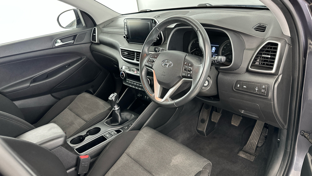 Hyundai Tucson Estate Grey #9