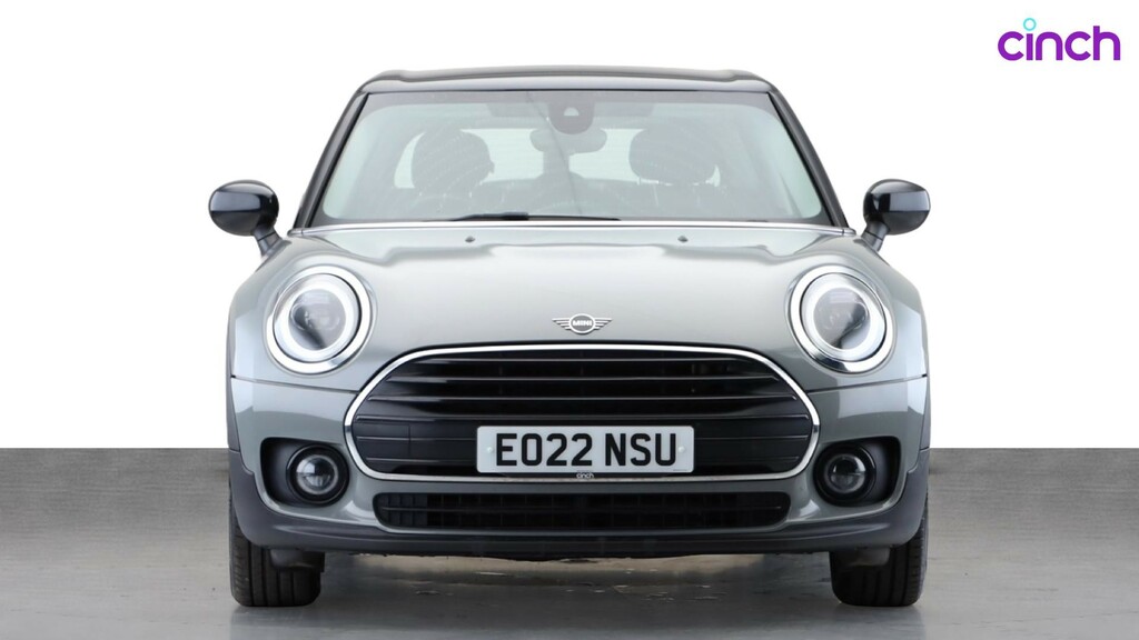 Mini Clubman 1.5 Cooper Classic 6Dr Red #9