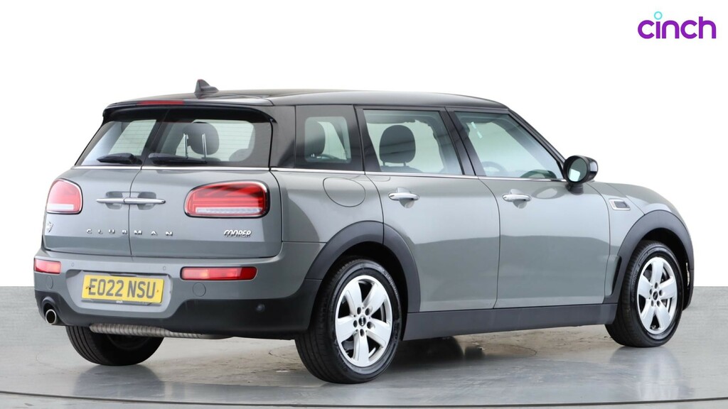 Mini Clubman 1.5 Cooper Classic 6Dr Red #3