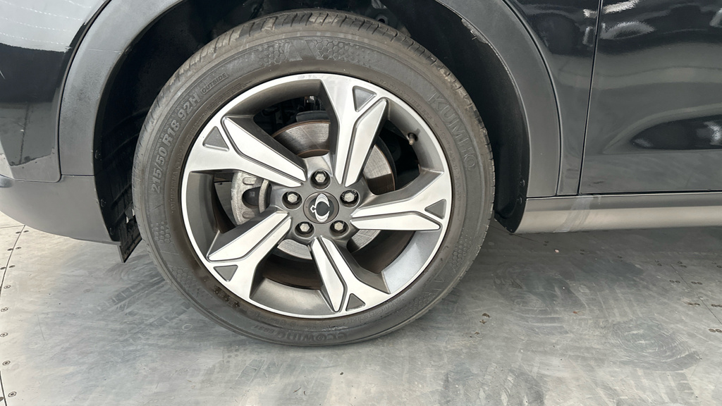 SsangYong Tivoli 1.5 K30 Hatchback CU24ZXK Black #22