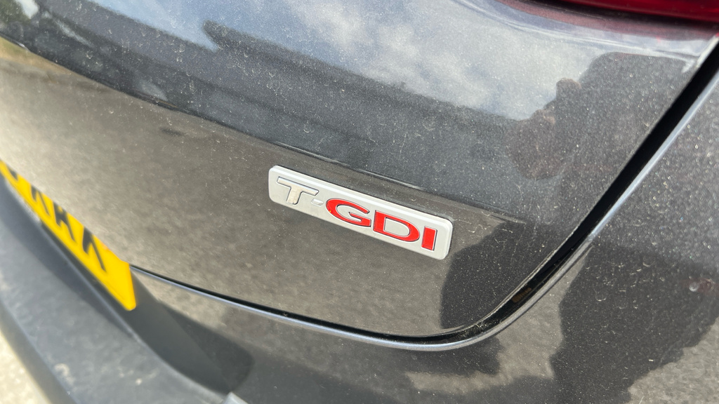 Kia Stonic 1.0 T Gdi 4 Suv Red #45
