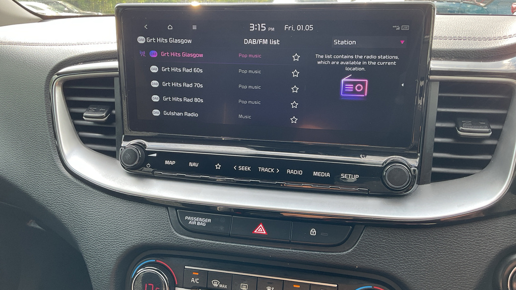 Kia Xceed 1.5 T Gdi 3 Suv 158 Bhp Silver #15