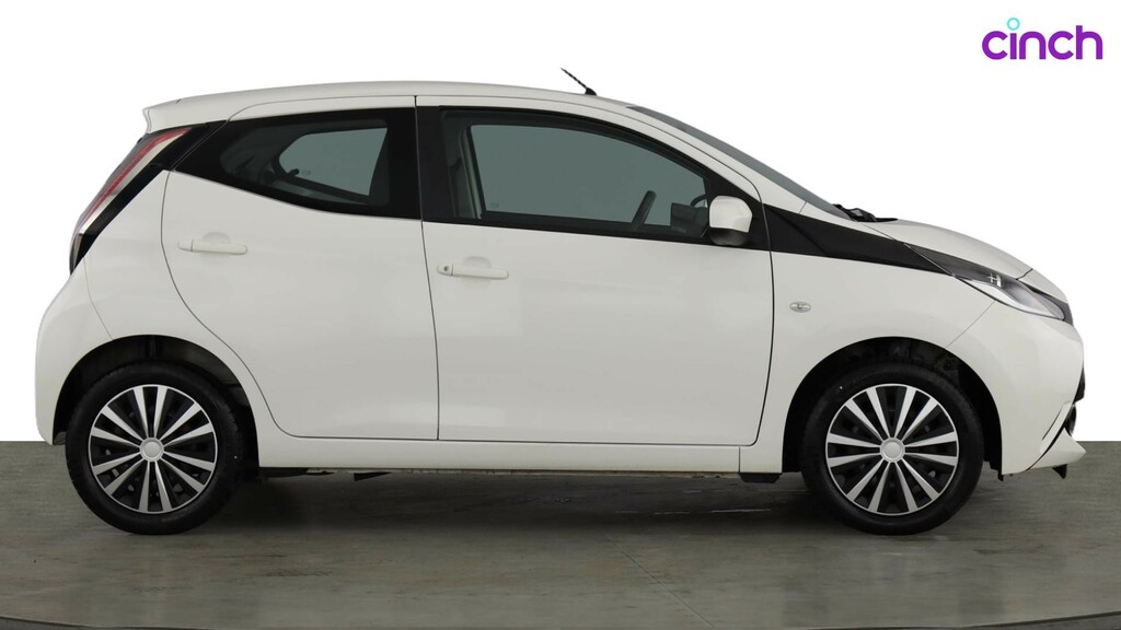 Toyota Aygo X X-cite 5 Purple #2