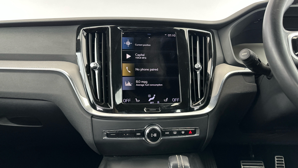 Volvo S60 2.0 T8 Recharge Phev R Design Awd Blue #17