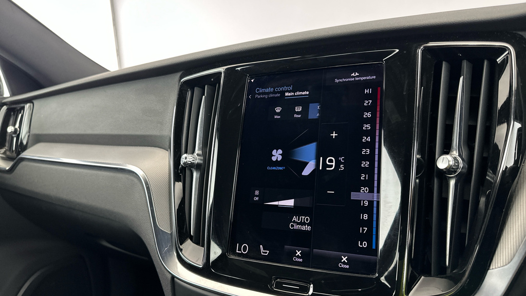 Volvo S60 2.0 T8 Recharge Phev R Design Awd Blue #19
