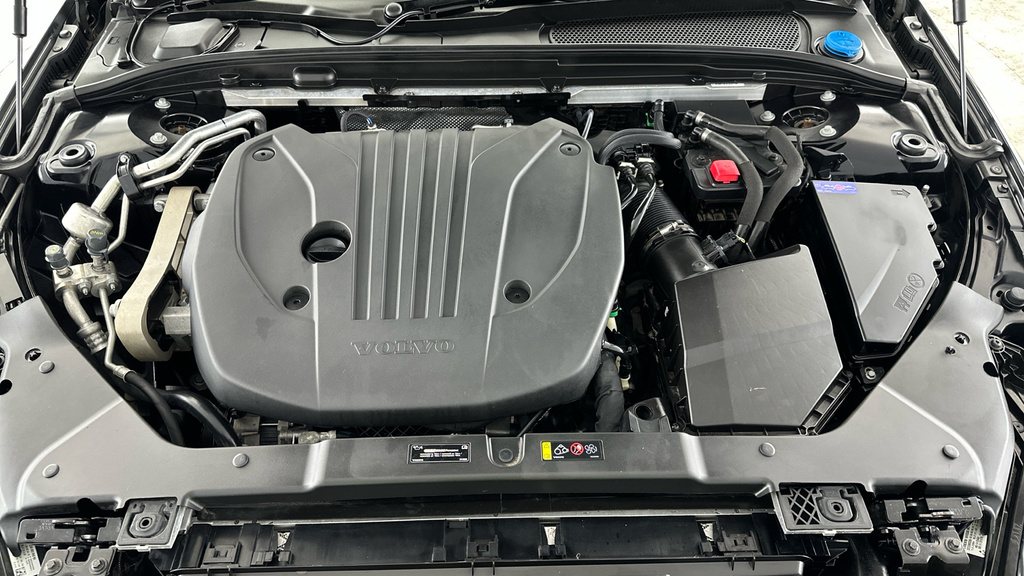 Volvo S60 2.0 T8 Recharge Phev R Design Awd Blue #27
