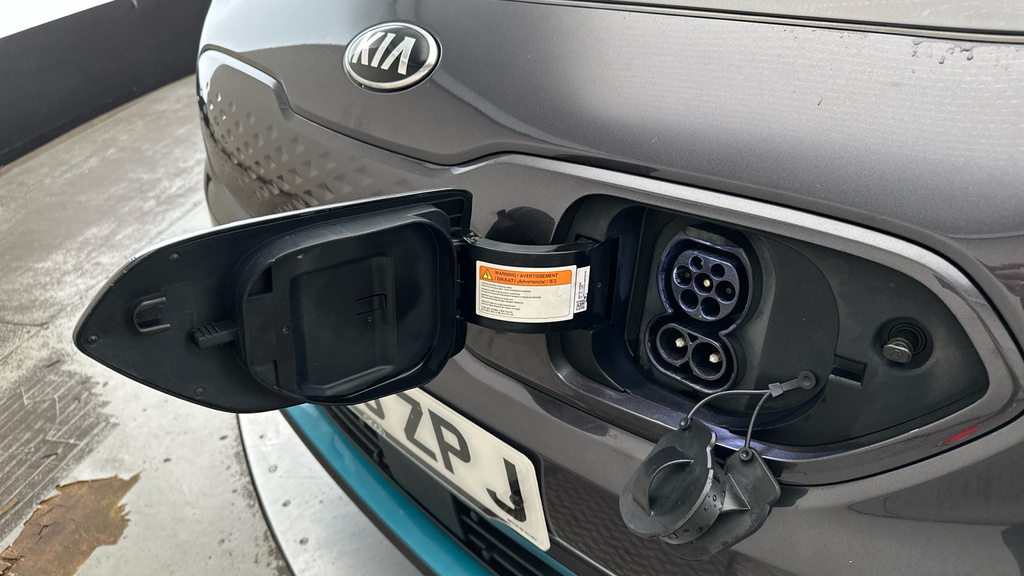 Kia e-Niro Kia Niro 64Kwh 4 Suv 201 Bhp Blue #31
